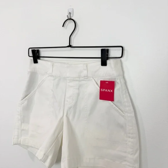 Spanx Stretch Twill Shorts 4" White Stretch Denim Summer Pullon NWT Size XS - Picture 4 of 8